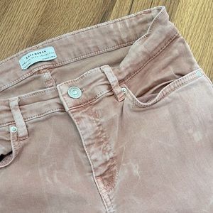 Distressed pink denim pants